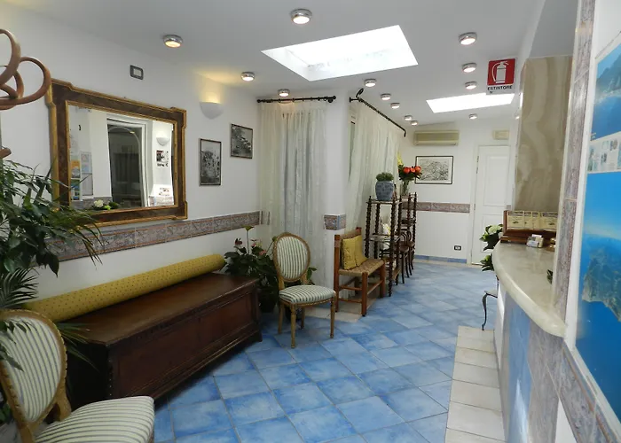 Punta Mesco Hotel 3*