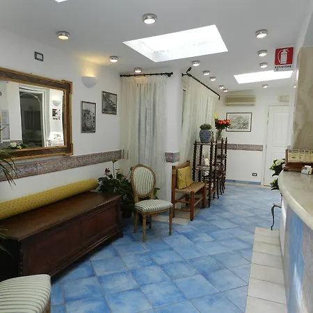 Punta Mesco Hotel 3*